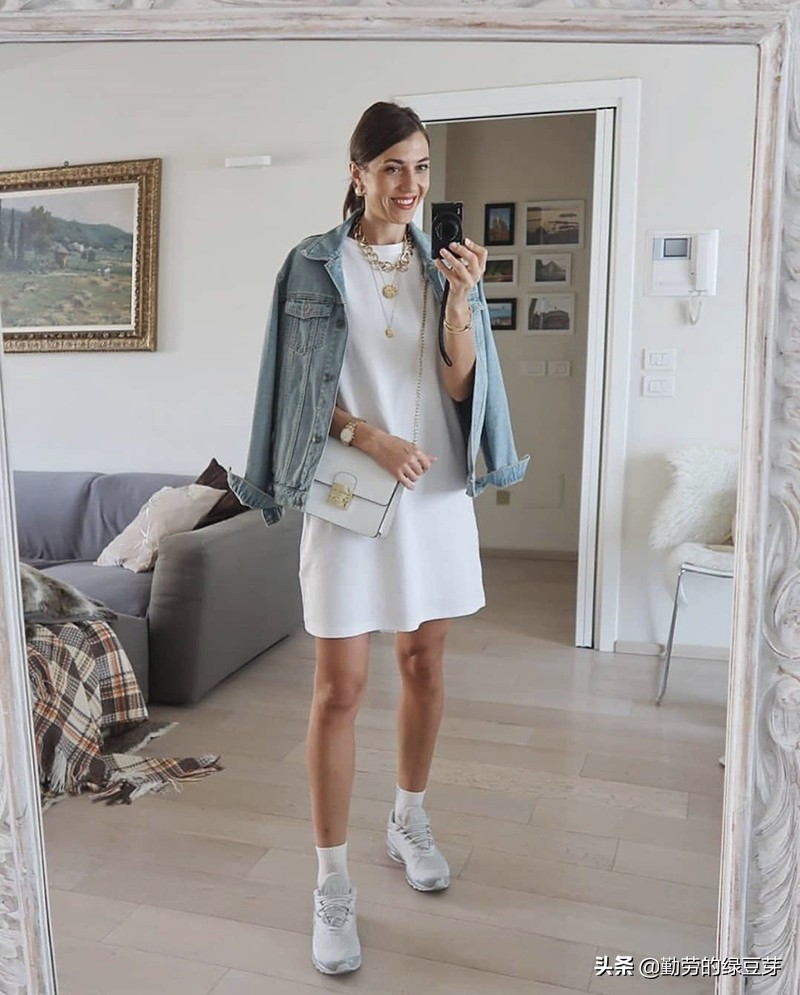 女士雪纺衫穿搭技巧,雪纺衫的穿法视频教程