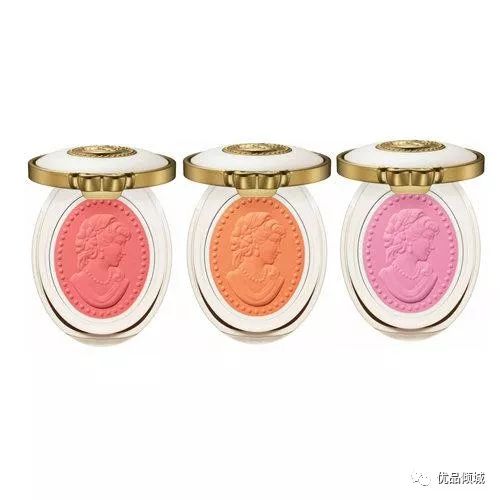 出游必备化妆品排行榜,女人必买的10件单品彩妆