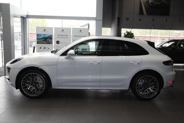 保时捷macan用的马牌轮胎花纹,macan18寸轮胎马牌可以吗