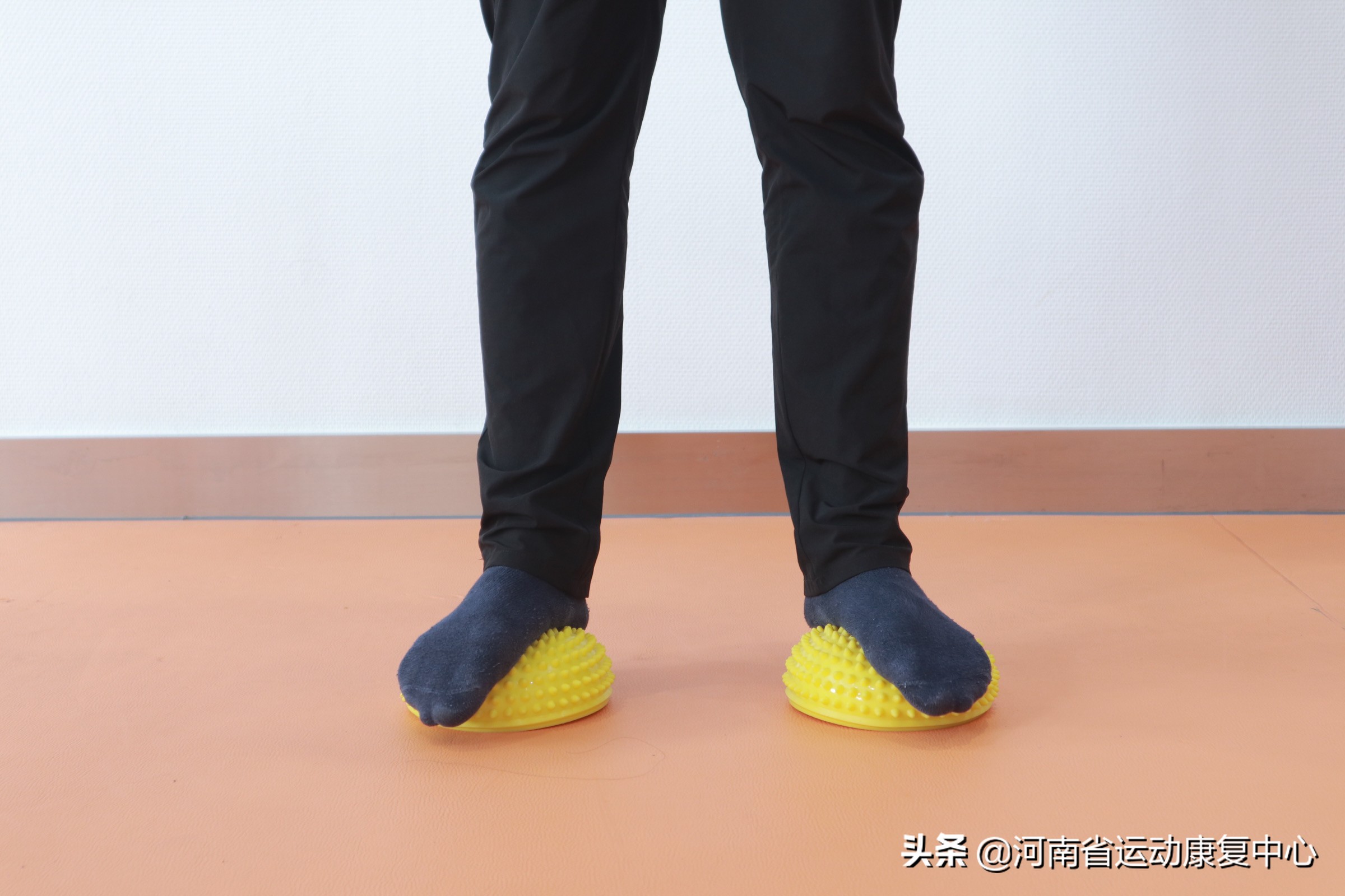 足底筋膜炎的运动疗法是什么,足底筋膜炎的针灸疗法