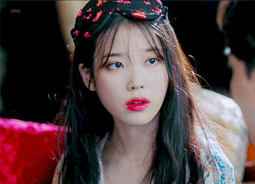 德鲁纳酒店iu紫色礼服片段,iu德鲁纳酒店大结局