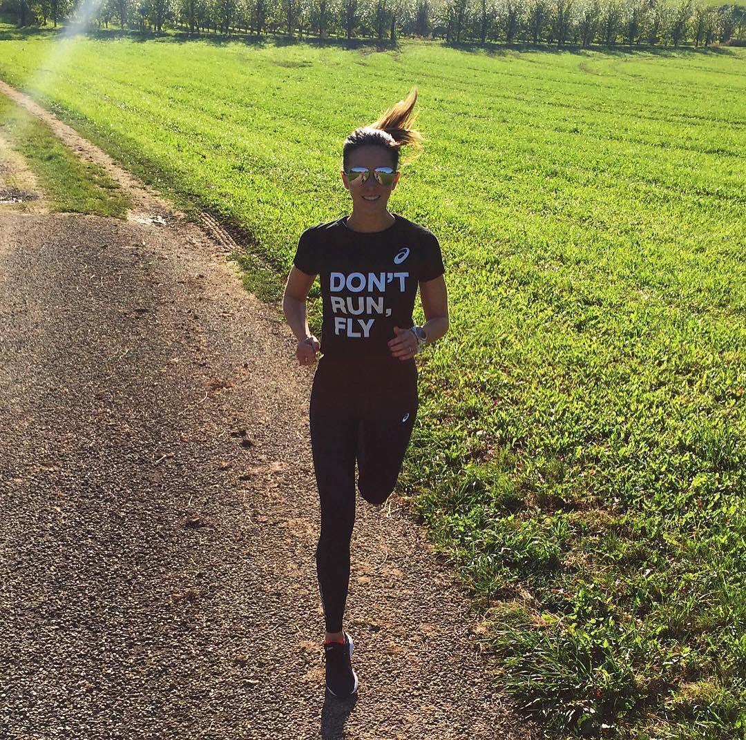 跑步节食减肥多久能看到效果,跑步断食一个星期不掉秤