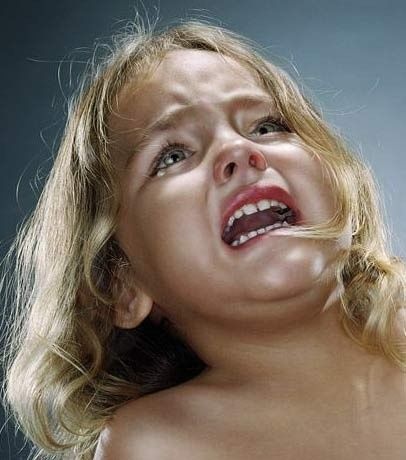 4岁孩子哭闹怎么办教你一招止哭,4岁小孩子哭闹该怎么安慰他