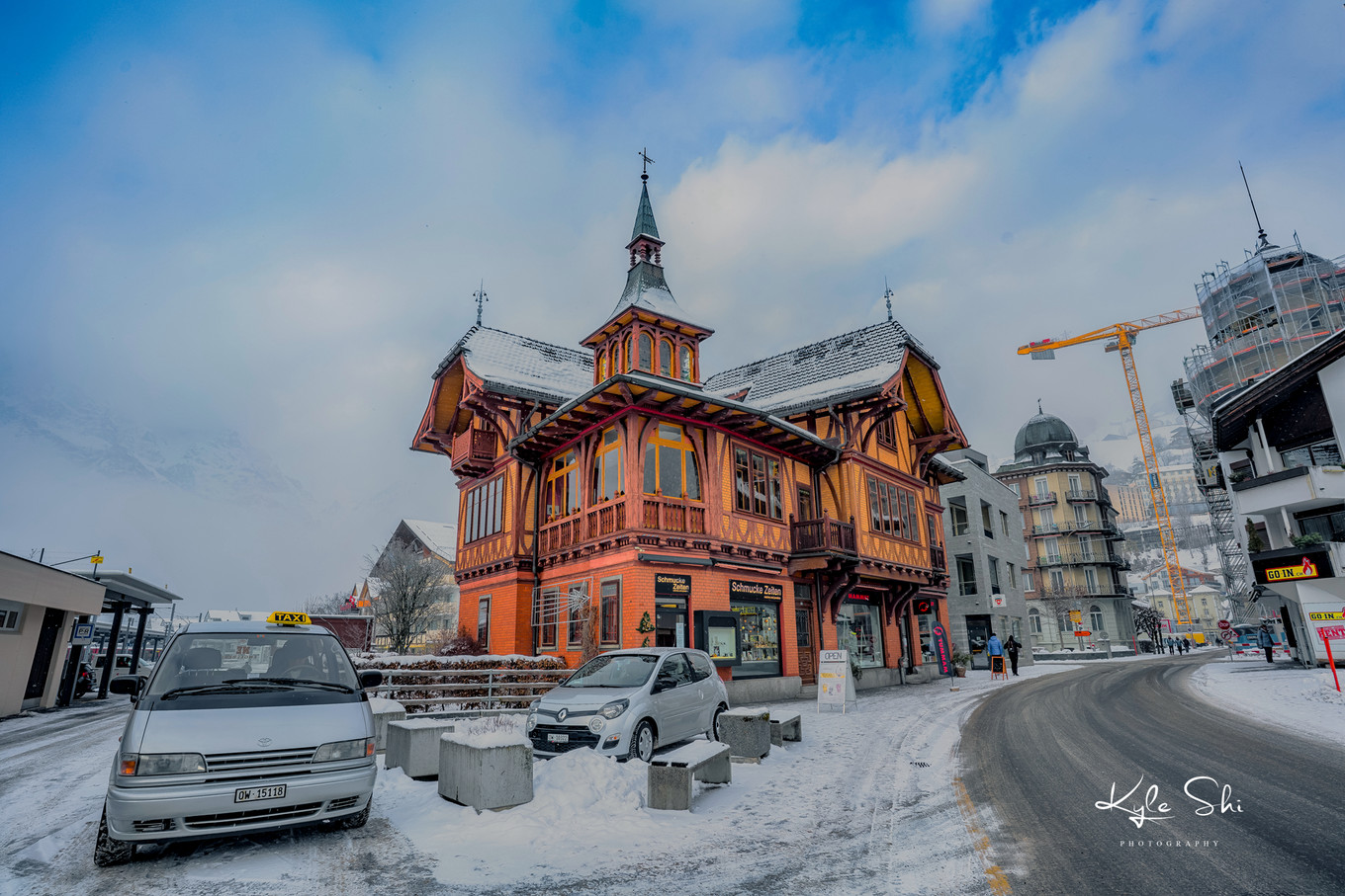 瑞士高山滑雪上演惊险与刺激,瑞士滑雪的真实感受