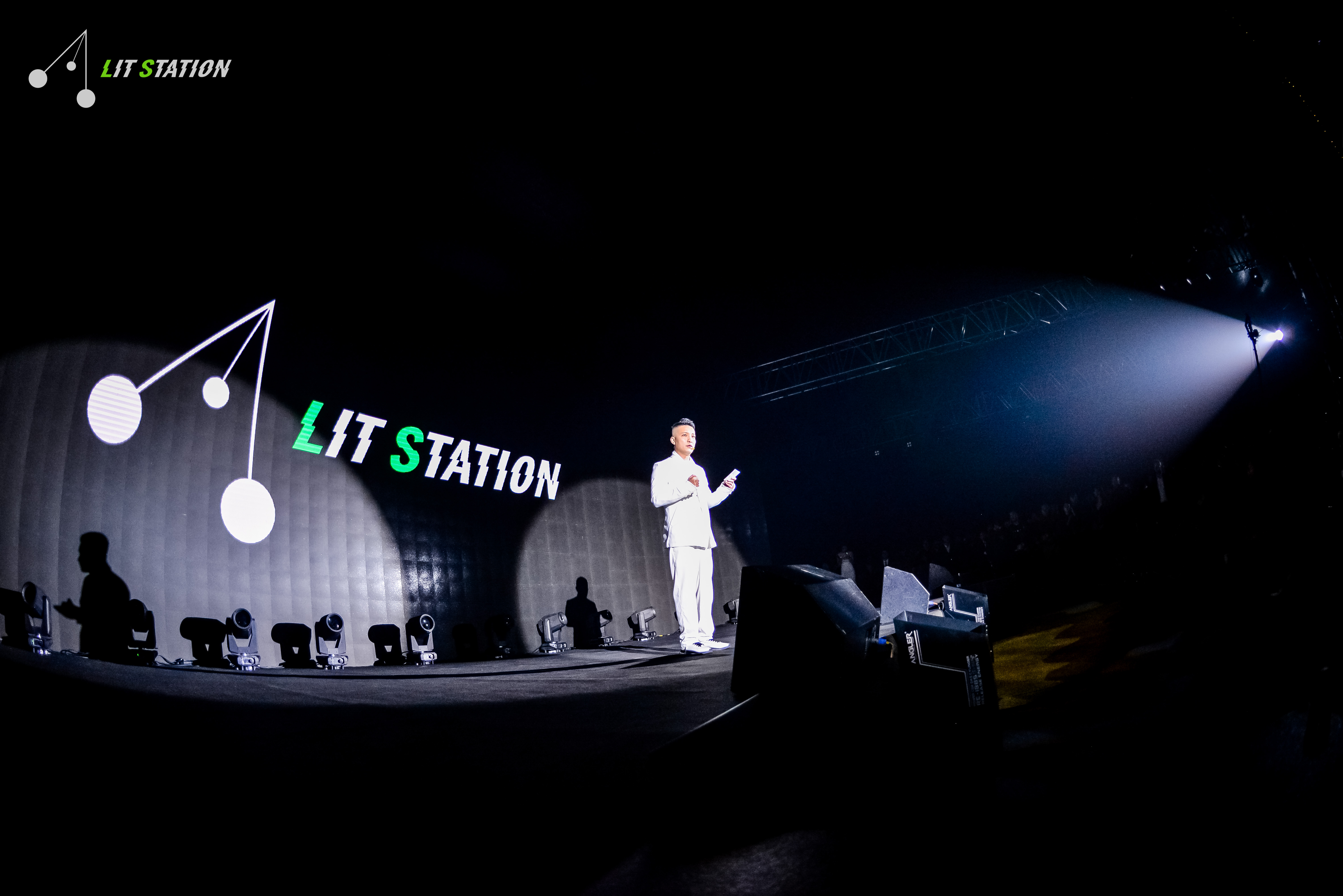 litstation酒吧直播,超燃超带感酒吧