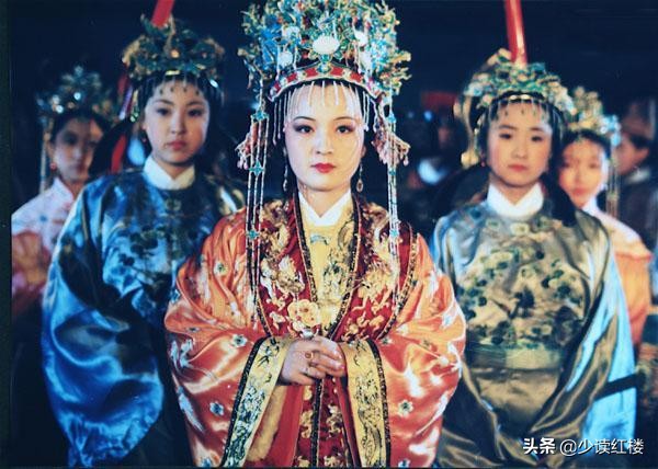 古代的有钱人怎么过元宵节？让*瓶金**梅和红楼梦告诉你