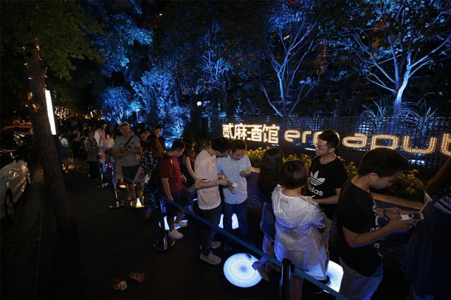 “酒鬼少女”特邀，900公里外的成都网红酒馆终于空降昆明