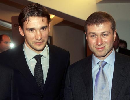 世界足坛最有权势的女人！她是这个夏窗唯一的神