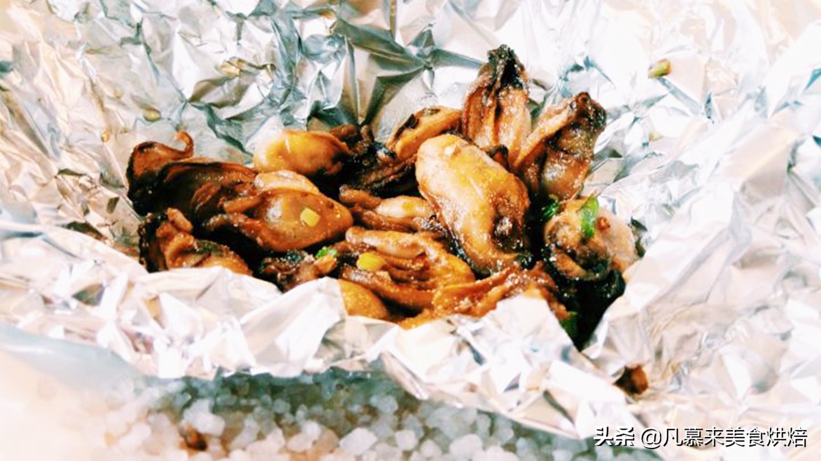 生蚝做宵夜个个肥美鲜嫩非常好吃,牡蛎生蚝的正确吃法