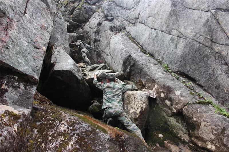 100张中国海防巡逻图,看哭了盘点中国军人的戳泪瞬间