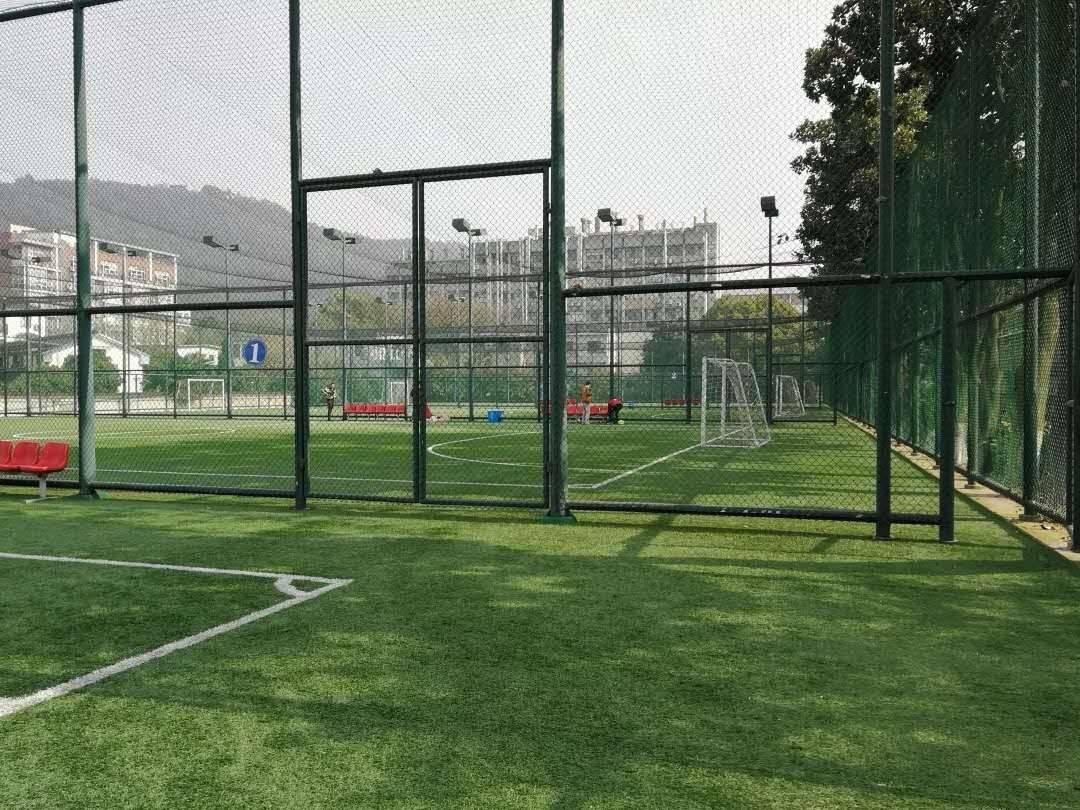 哪一个大学的足球氛围最好,让人羡慕的足球氛围