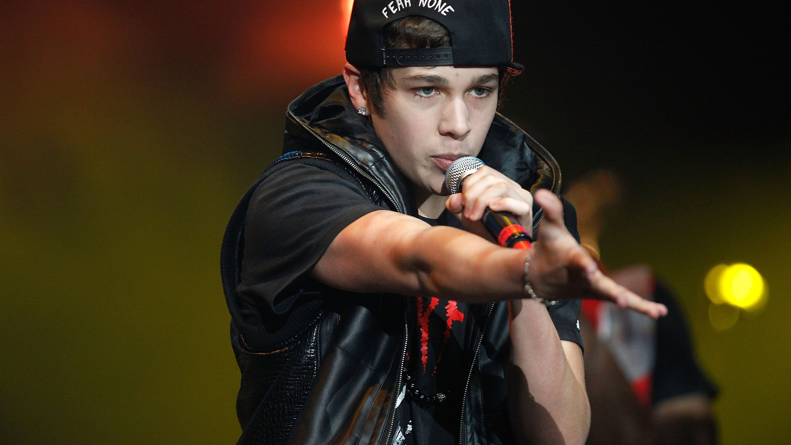 初学唱歌如何练嗓子,唱歌技巧怎样学好听视频