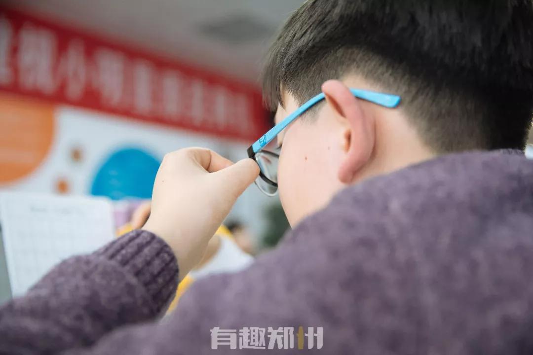 青少年如何快速摆脱近视,怎么能让孩子告别近视眼