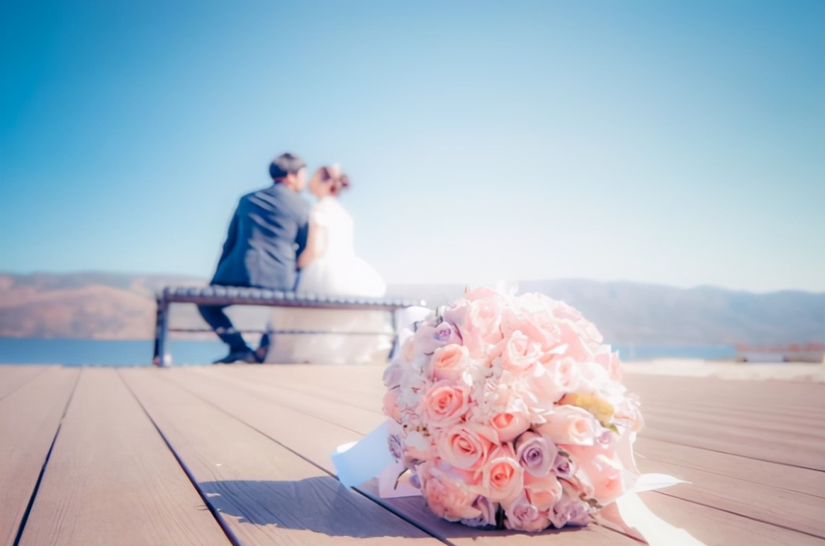 王诗玥柳鑫宇年龄相差几岁,情侣间年龄相差几岁最合适