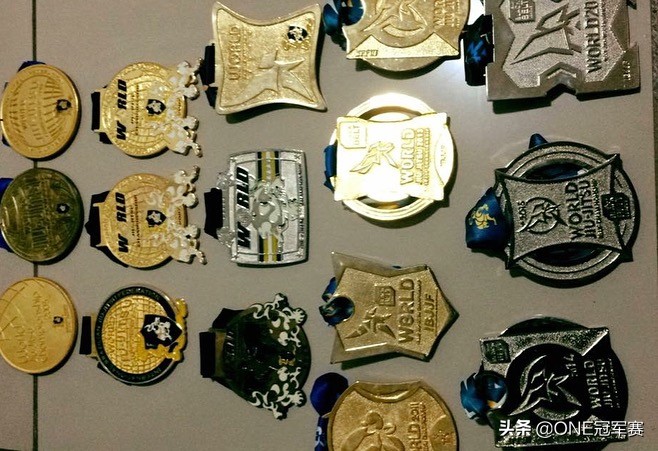 征服不服！柔术女王的格斗简史