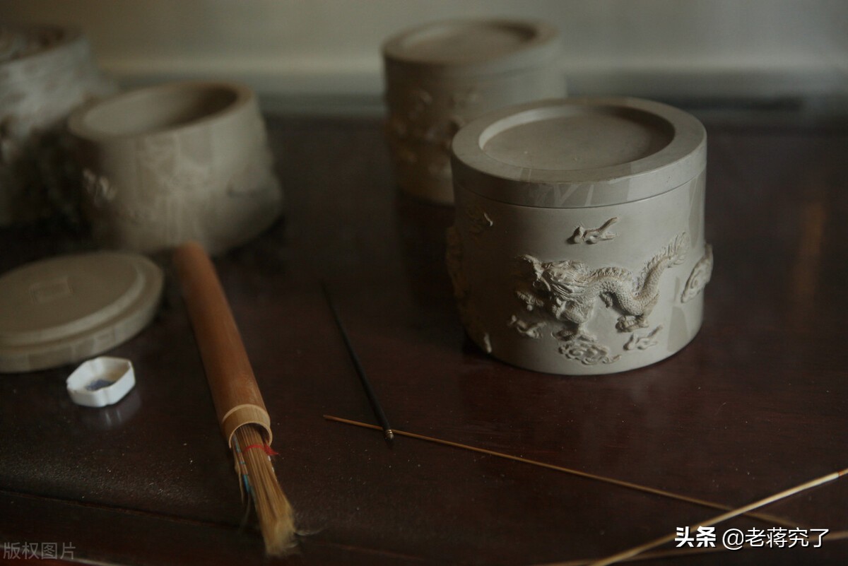 蟋蟀的饲养技巧,蟋蟀的早秋饲养与饮食