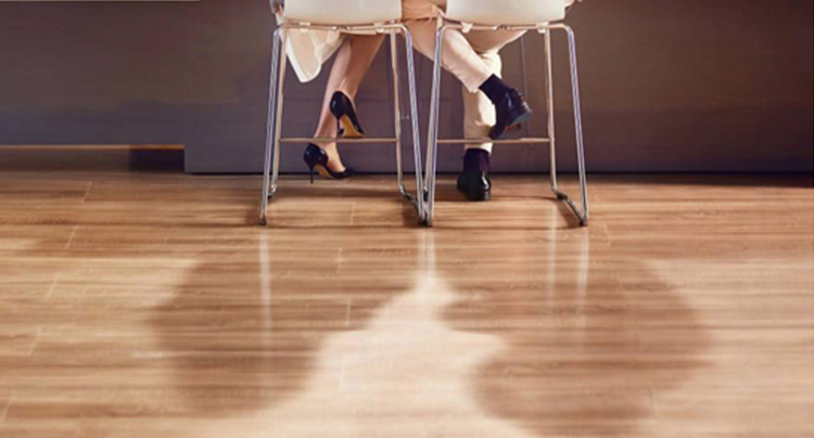 实木地板攻略大全！你想知道的都在这里了，看完踏实多了！