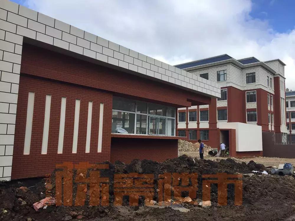 涓滃寳鑲叉墠涓侀婀栧皬瀛︿笌涓滃寳鑻辨墠,涓滃寳鑻辨墠瀛︽牎涓侀瀛﹀尯濂藉悧