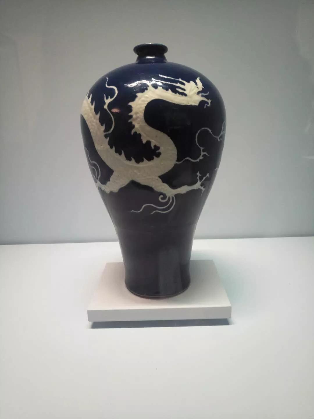 法国博物馆里有中国瓷器,法国卢浮宫博物馆中国文物多少