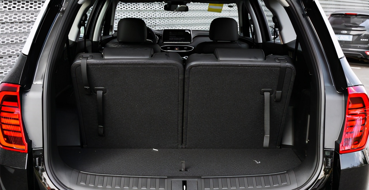 全新胜达长期用车真实感受,17万提车现代途胜