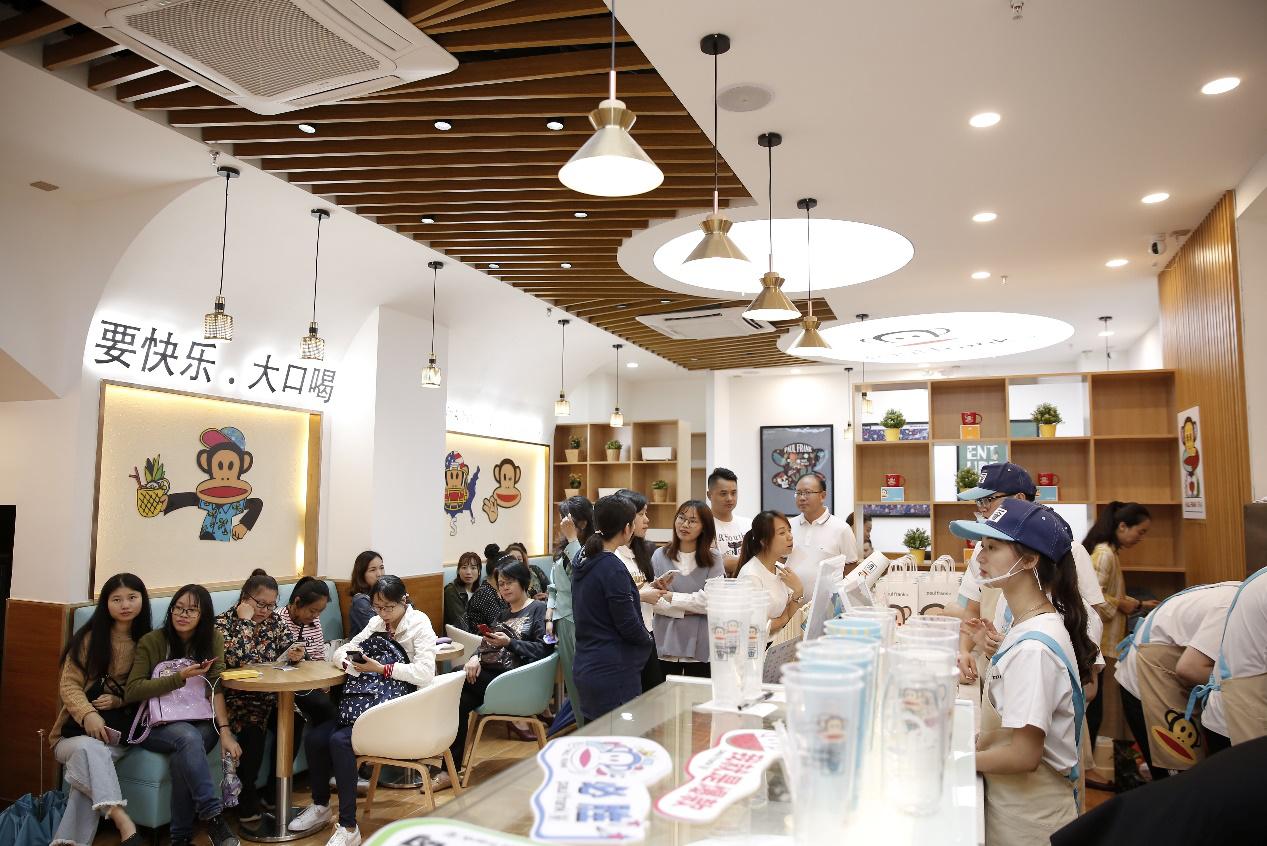 国际潮牌Paulfrank跨界茶饮！揭秘大嘴猴茶成功背后的秘诀