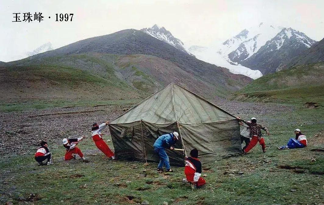 攀登30年，一群北大人的致青春