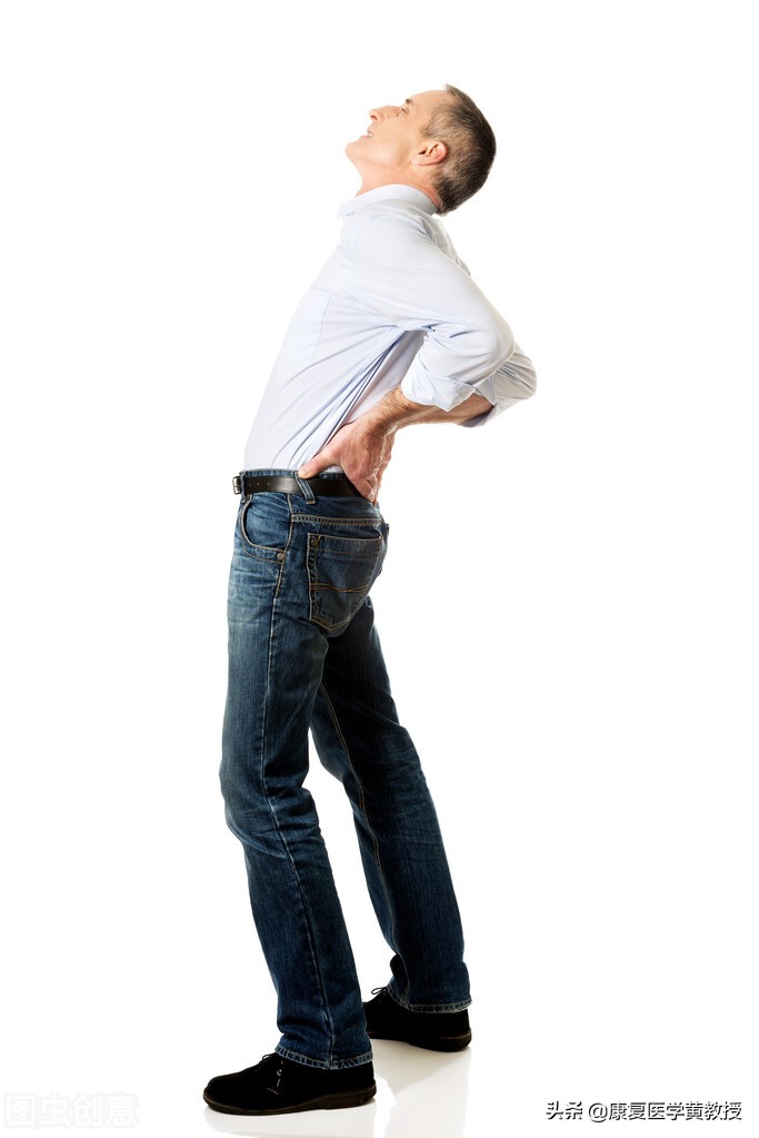 怎样倒走治腰椎间盘突出,倒着走路能治腰椎间盘突出