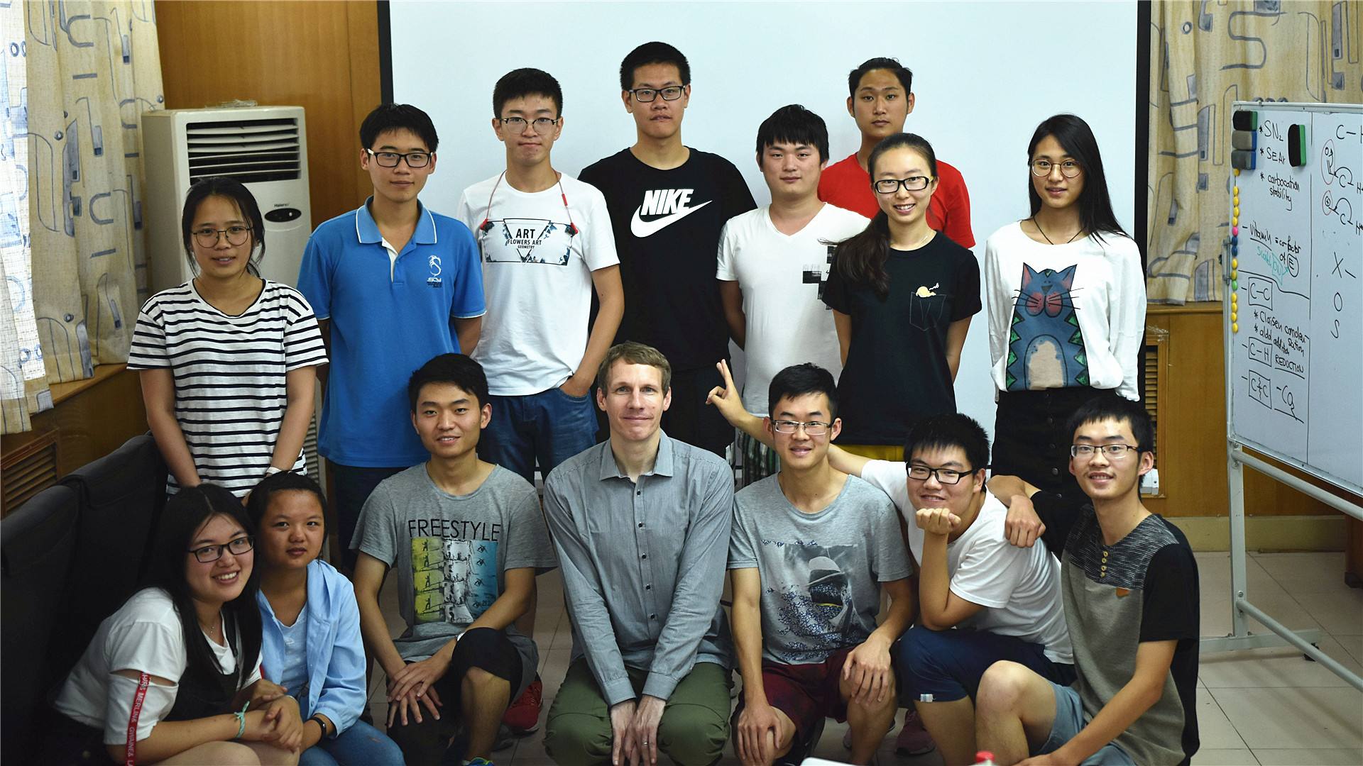 专科提前批需要什么报考条件,专科提前批有哪些机会报名