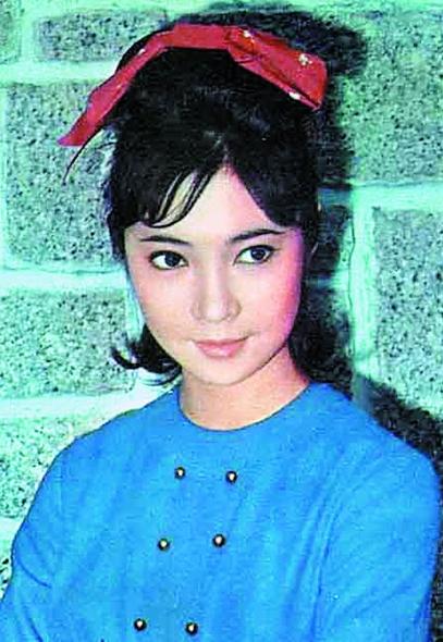 传奇影后萧芳芳：被张国荣奉为女神，甩掉谢贤，她有多厉害？