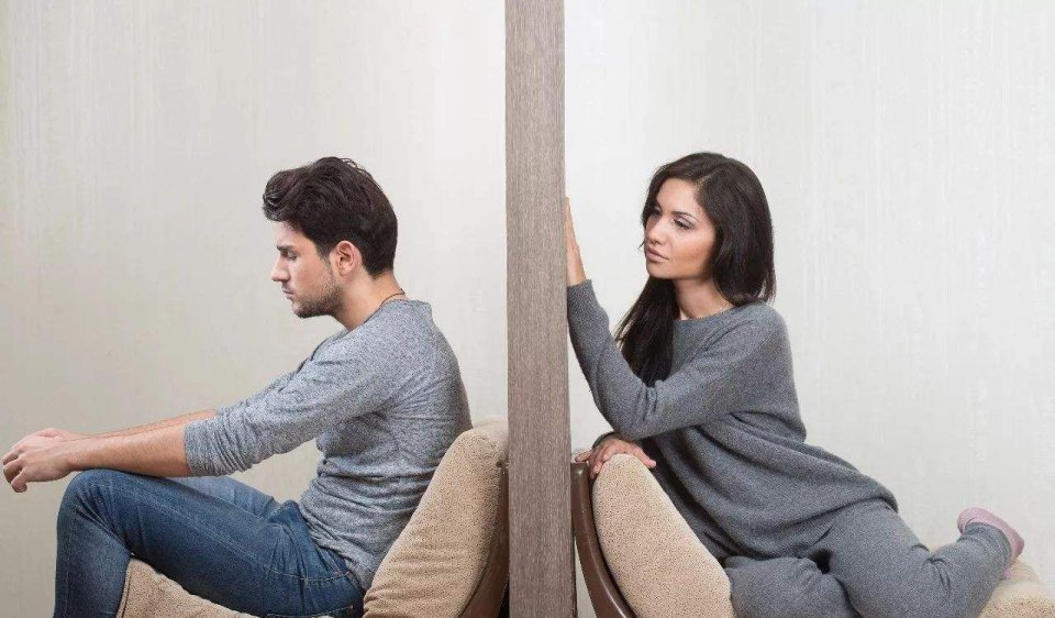 2018婚姻法分居几年能自动离婚,法律规定夫妻分居几年可以离婚