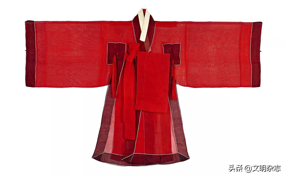 近20年韩国服饰风格,一衣带水服装