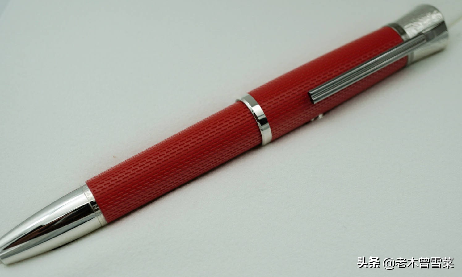 万宝龙蓝黑色钢笔,最霸气的万宝龙钢笔