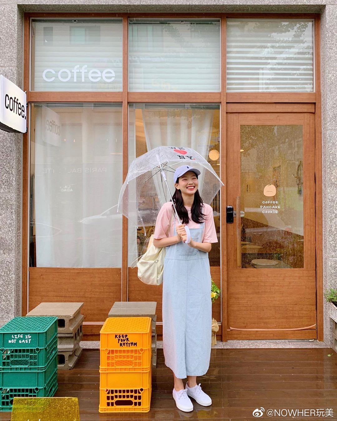 值得推荐的韩系穿搭博主,韩国穿搭博主穿衣服过程