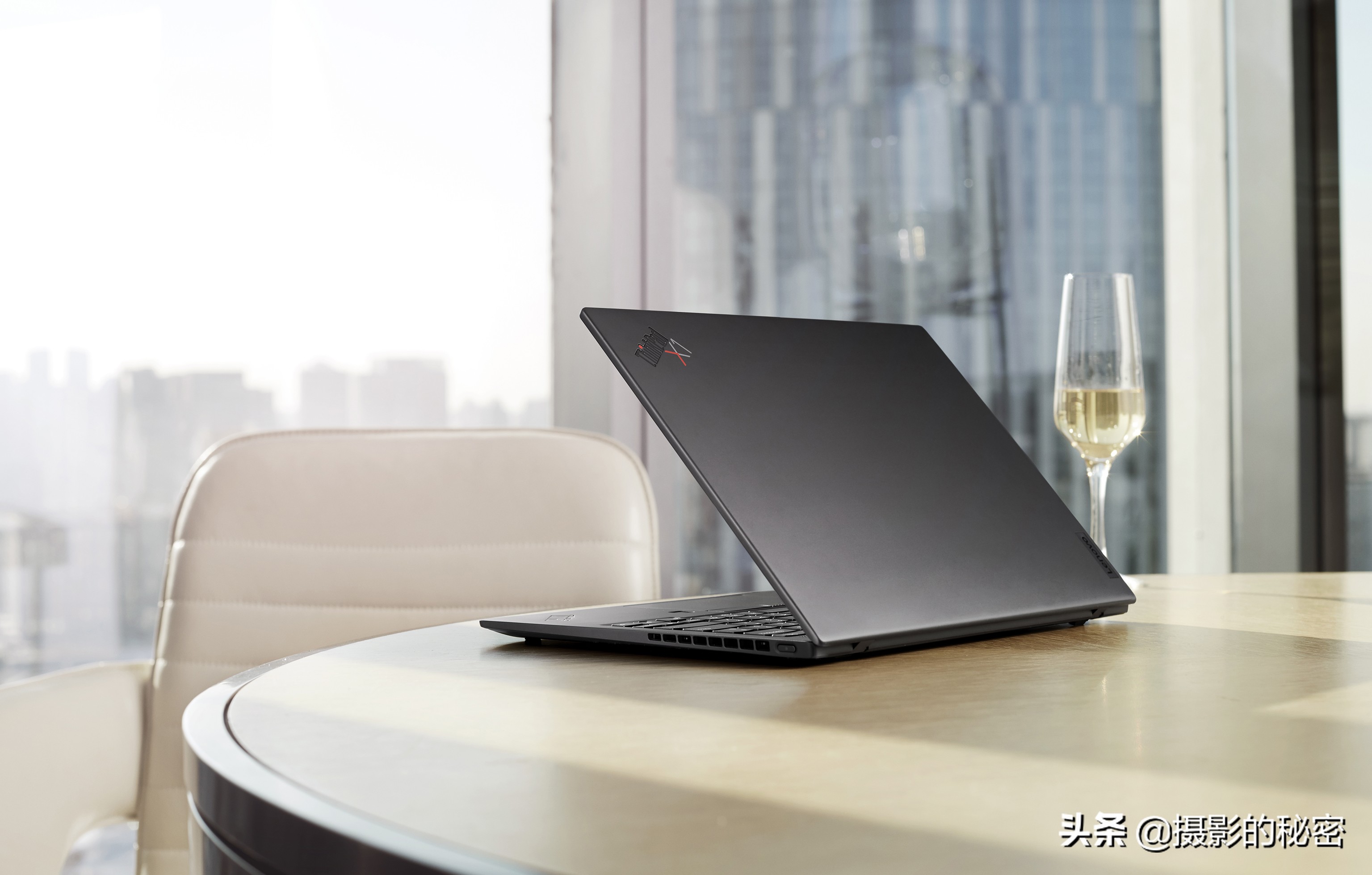 时尚摄影师笔记本电脑推荐,摄影师值得推荐的电脑