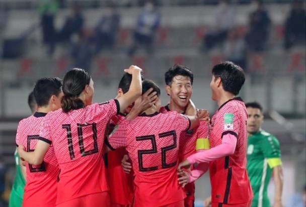 5连胜冲击冠军失败,世预赛韩国vs伊朗两队出线形势