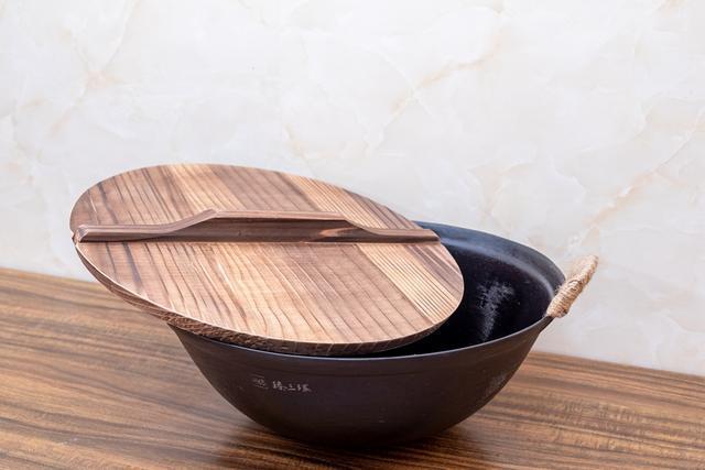 传统铸铁锅,正宗铸铁锅