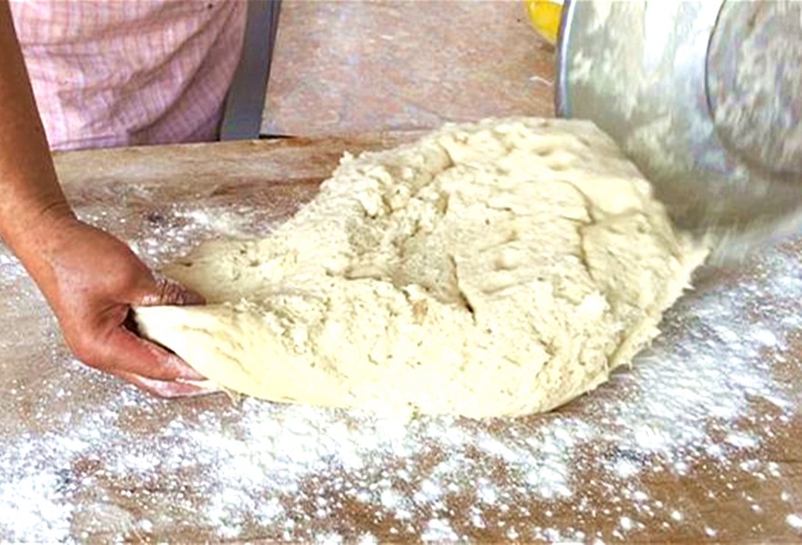 蒸馒头时加入葱花怎么做,如何不加酵母让馒头蒸出来更松软