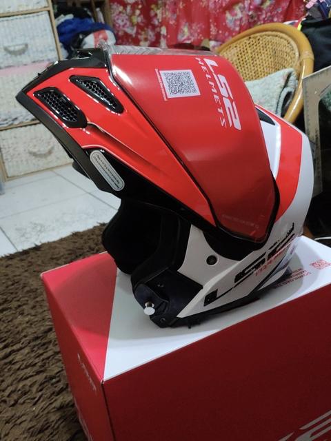 ls2顶级揭面盔测评,跟ls2一样的揭面盔