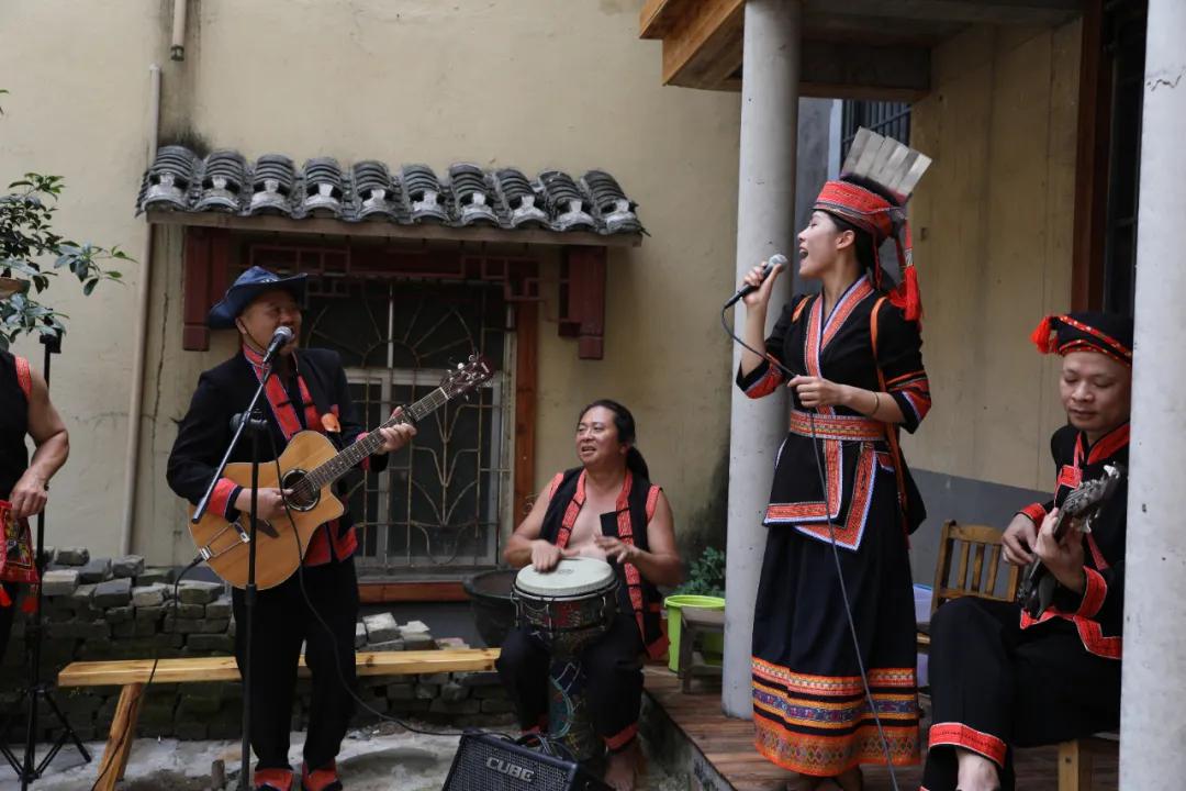 金秀瑶寨非遗集市,金秀瑶族特色文化展示