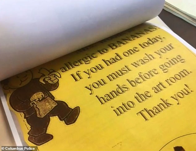 美国老师对香蕉严重过敏,学生恶搞给门把手涂香蕉,老师几乎丧命