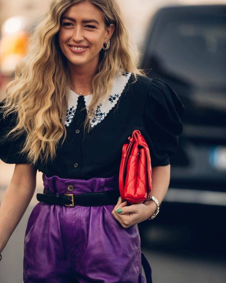 又黄又毛躁的头发,女士头发又细又黄油腻