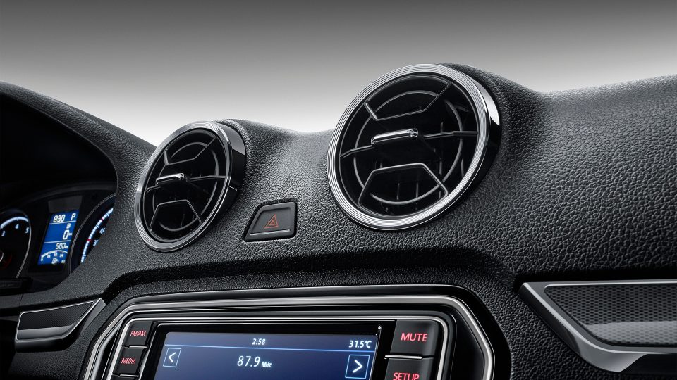 1.5l桑塔纳和1.5l朗逸,新款1.5l捷达