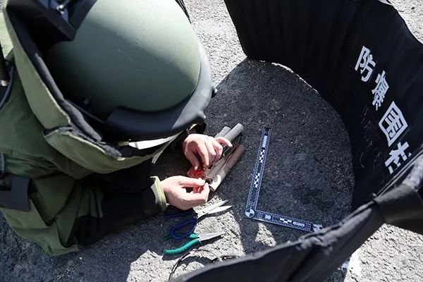 110先进评选｜走近警队中你最“熟悉”的陌生人