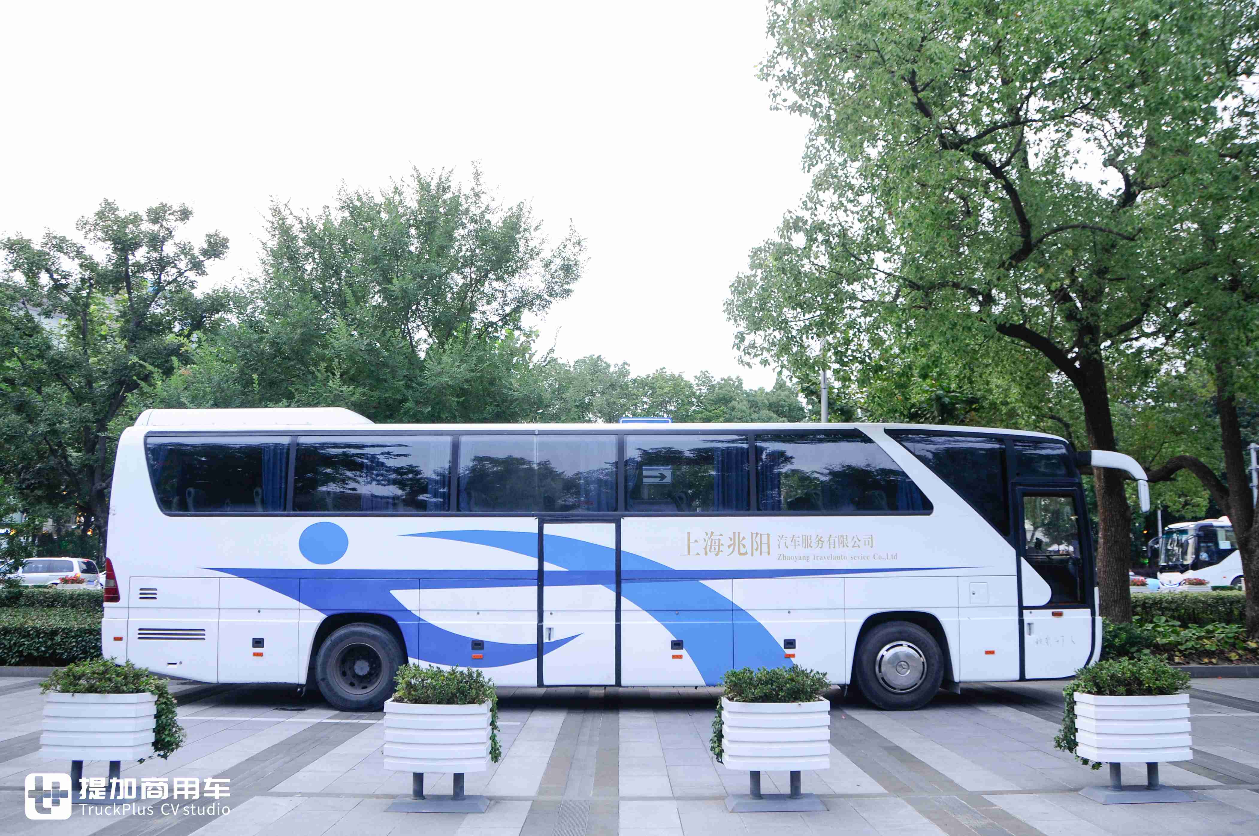 早期亚星奔驰大巴,一辆行驶15年的列车