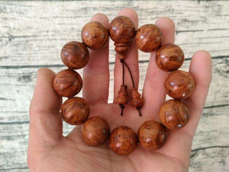 史上最权威的木质文玩手串排行,文玩木质手串最值得入手的