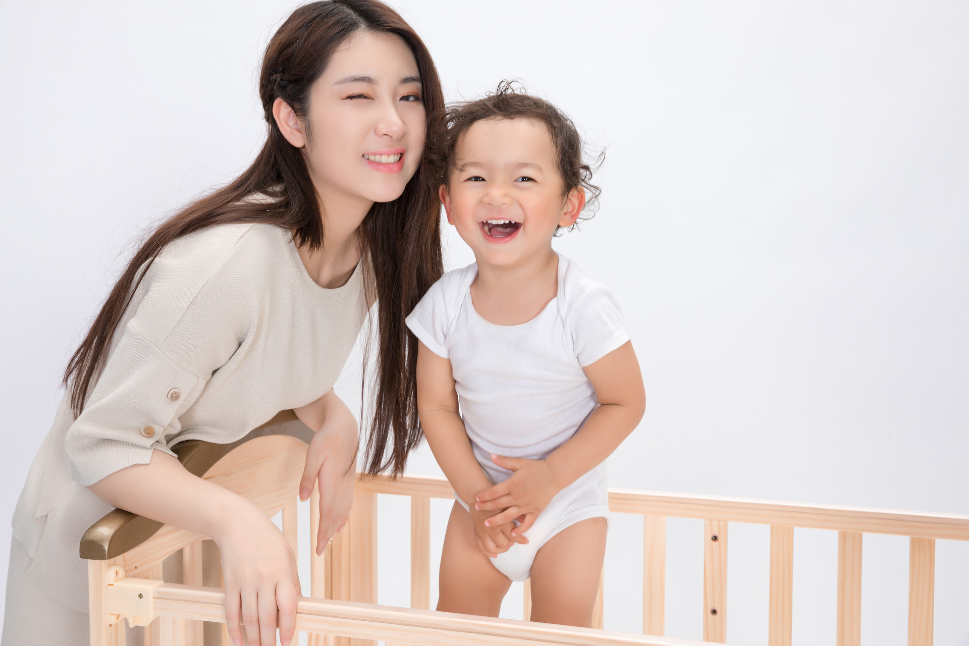 重组婚姻家庭怎么对待女方孩子,婚姻重组四个孩子