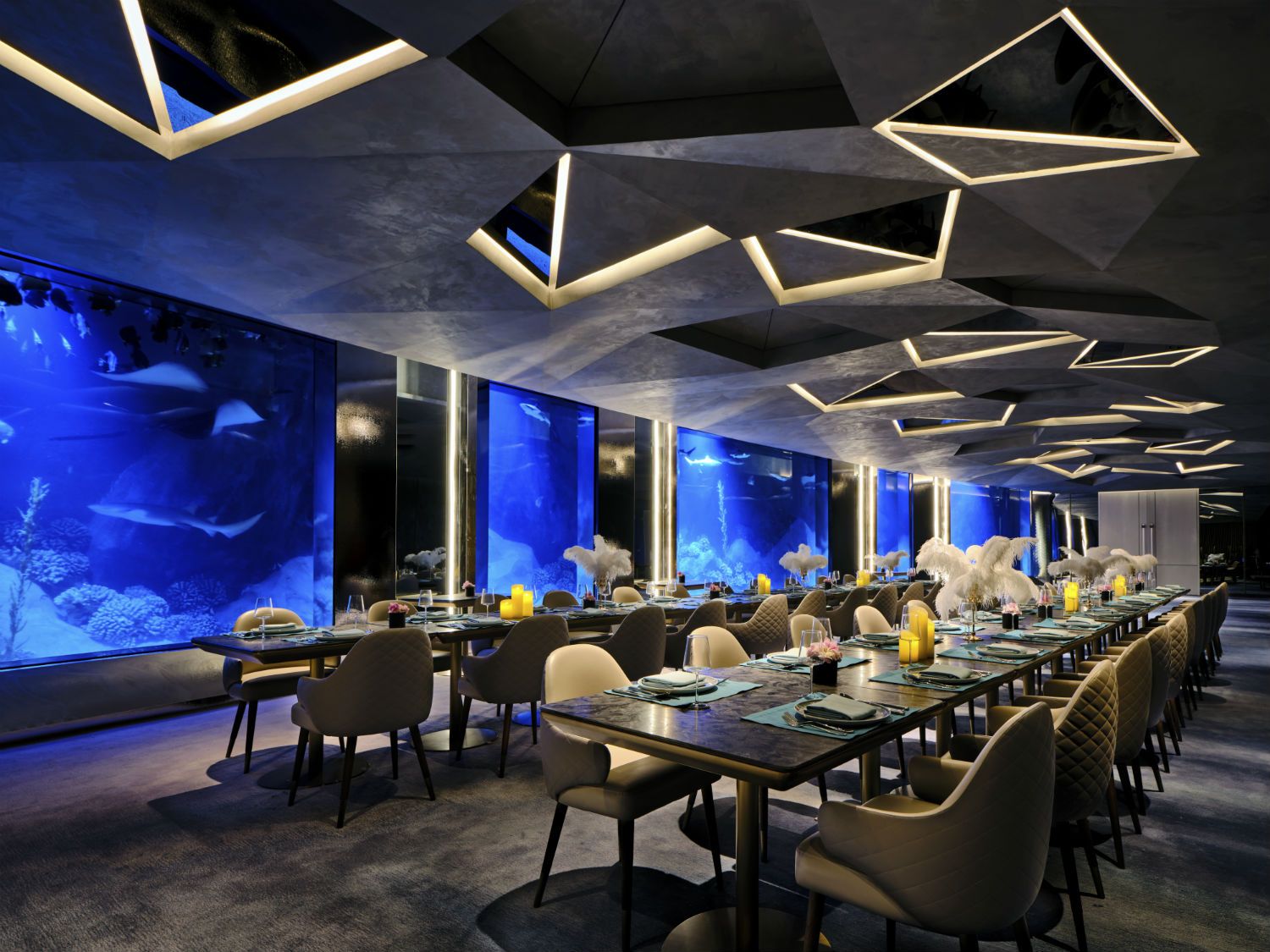 世界建筑奇迹深坑酒店,深坑酒店是世界建筑奇迹