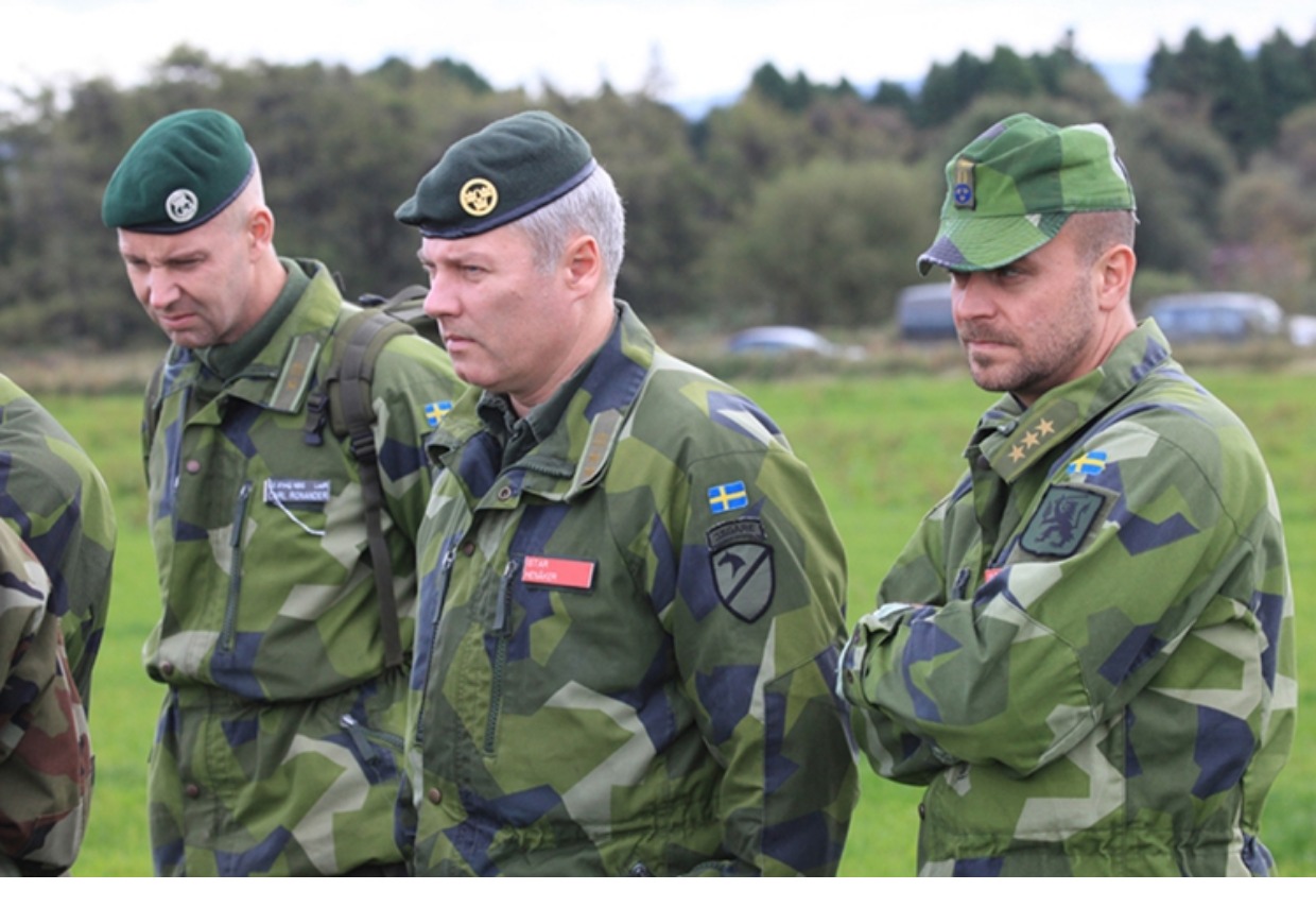 强奸美国女兵、铁球塞进肛门，英国皇家*队军**纪律松弛颜面尽失