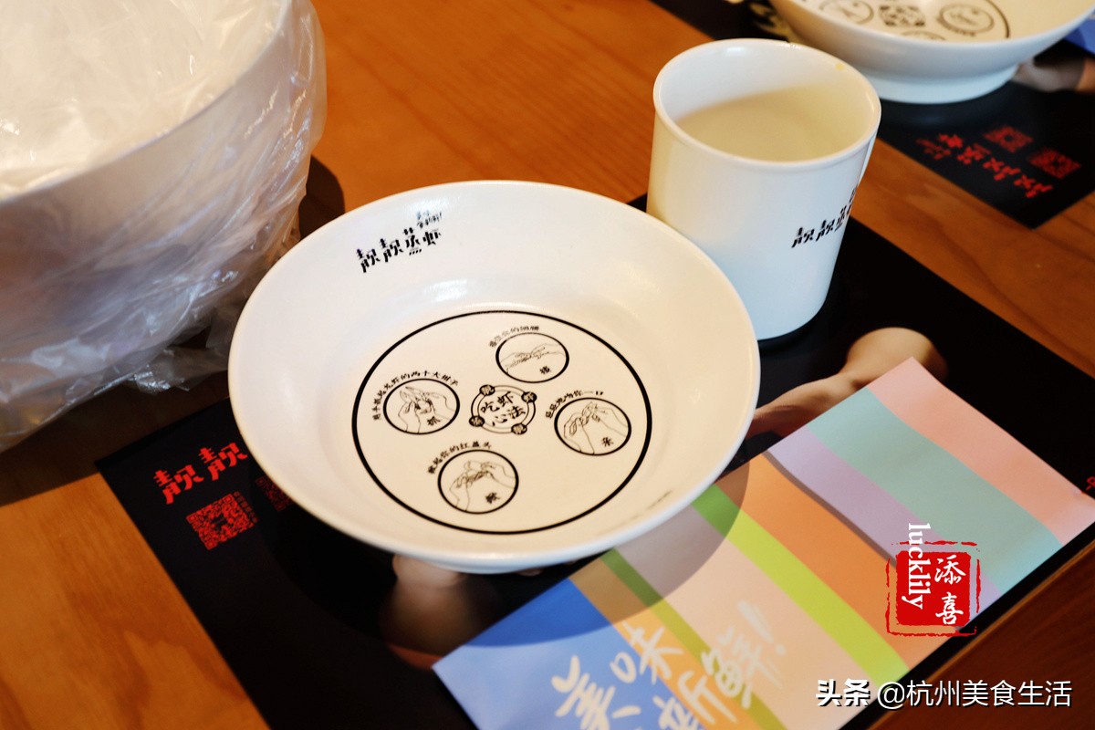 靓靓蒸虾和巴厘小龙虾哪个好吃,小龙虾武汉最好吃