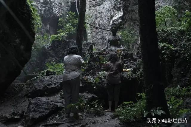这部吓哭翻译组的电影，凭什么击败《黑寡妇》，夺取泰国票房冠军